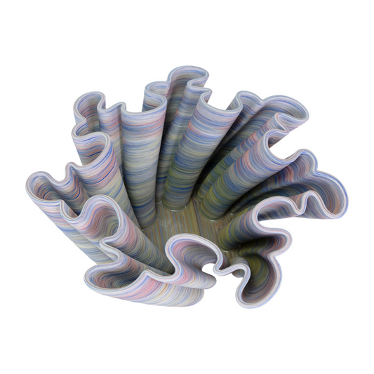 Vase en porcelaine ondulé