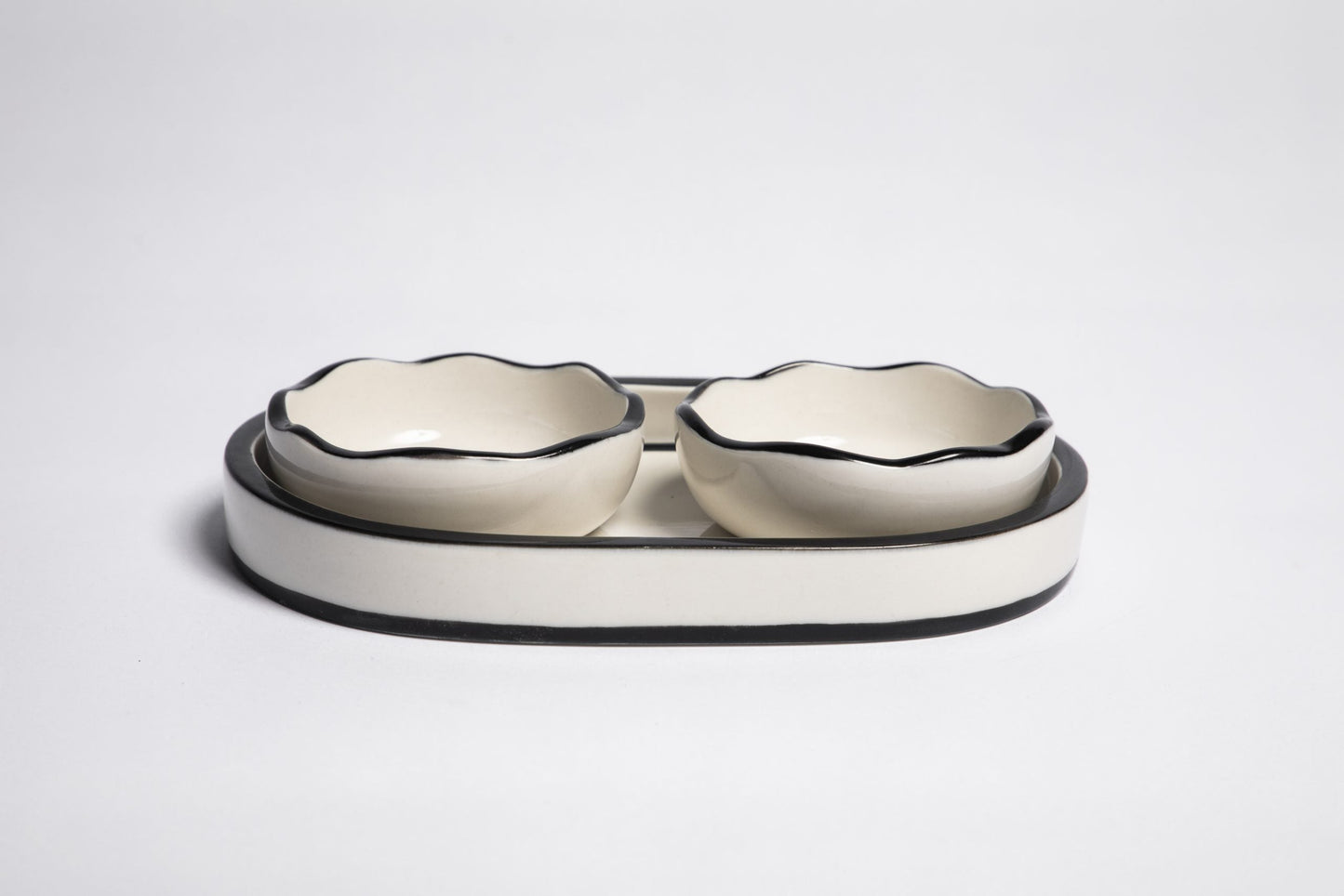 Plateaux de service ovales en porcelaine