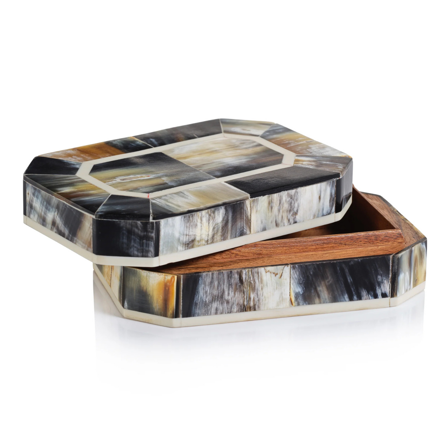 Coffret en corne noire et résine